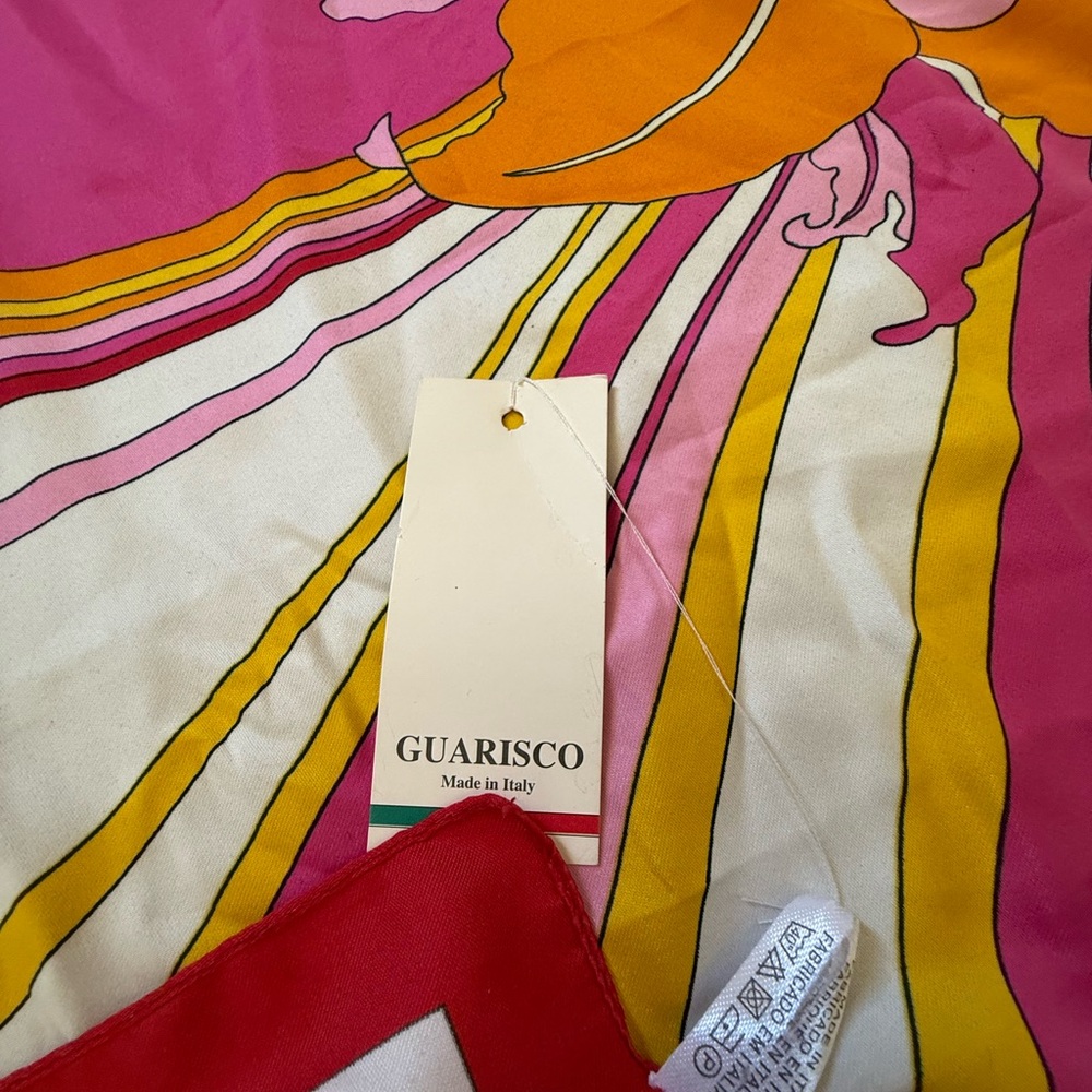 Guarisco Italy Floral Scarf - Picture 3 of 7